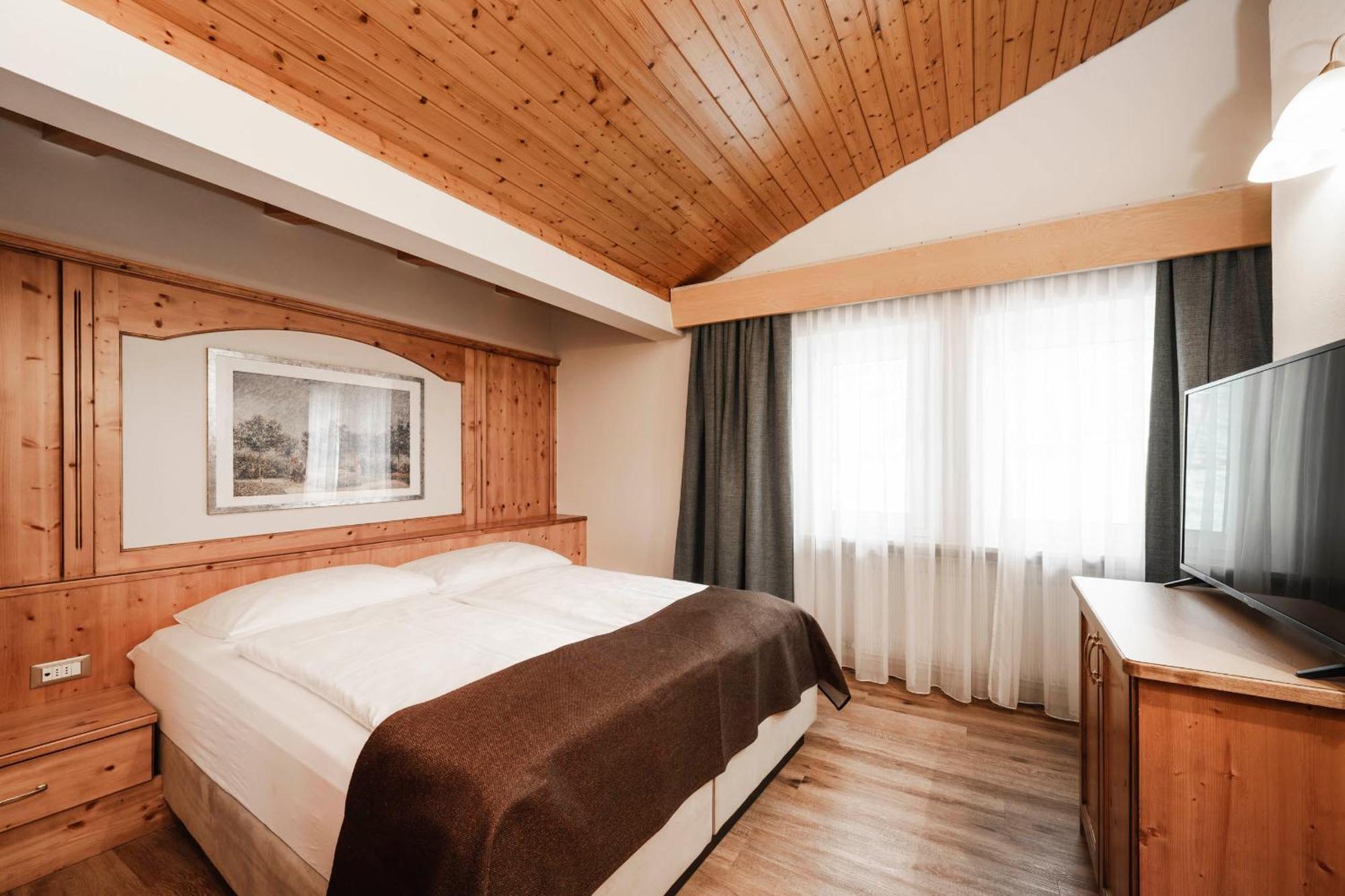 Appartementhaus Residence Hirzer Tirolo Szoba fotó